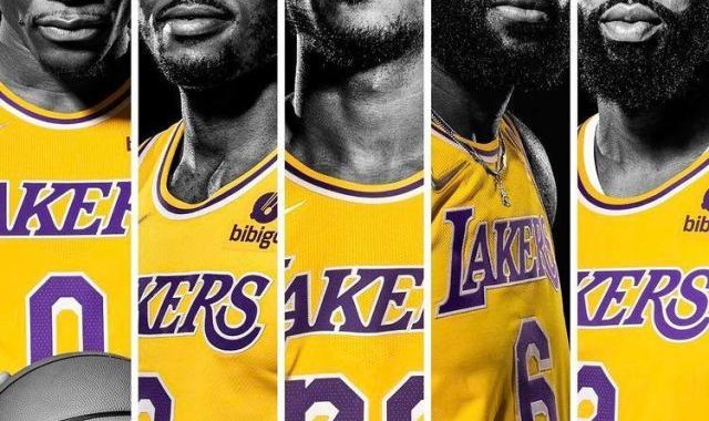 爱游戏娱乐-詹姆斯三分出手比例创新高，但这可不是什么好事